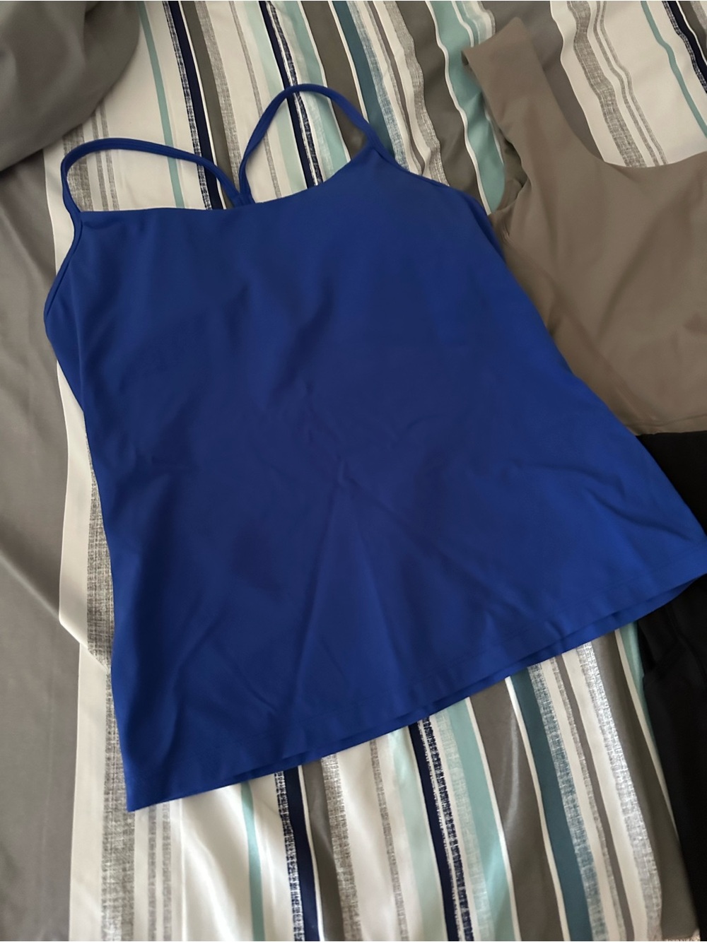 lululemon cobalt blue tank, taupe crop tank & black shorts set - Picture 4 of 5